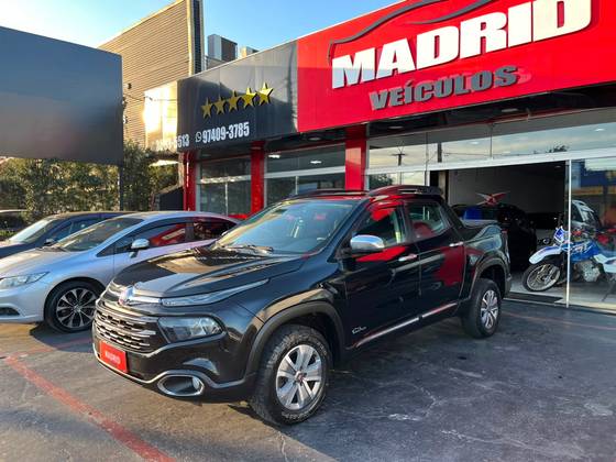 FIAT TORO 1.8 16V EVO FLEX FREEDOM AT6 FIAT TORO 1.8 16V EVO FLEX FREEDOM AT6